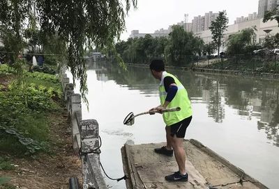 【全民護(hù)河 心暖吳江】同里青年志愿者服務(wù)隊(duì) 防治水污染，守護(hù)夢(mèng)里水鄉(xiāng)